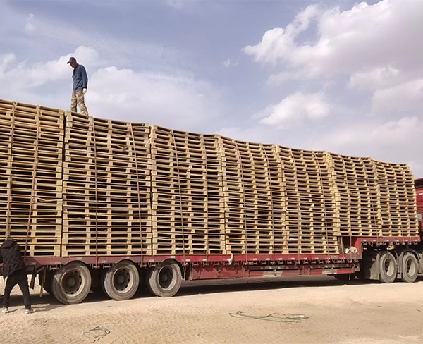 木托盘发往上海XX食品公司